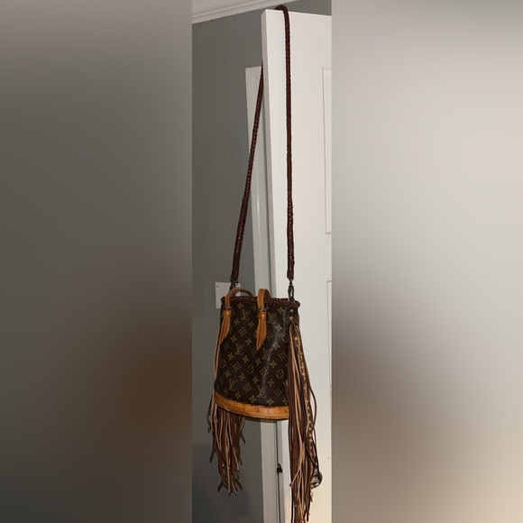 Petit French Tote - Picture 16 of 16